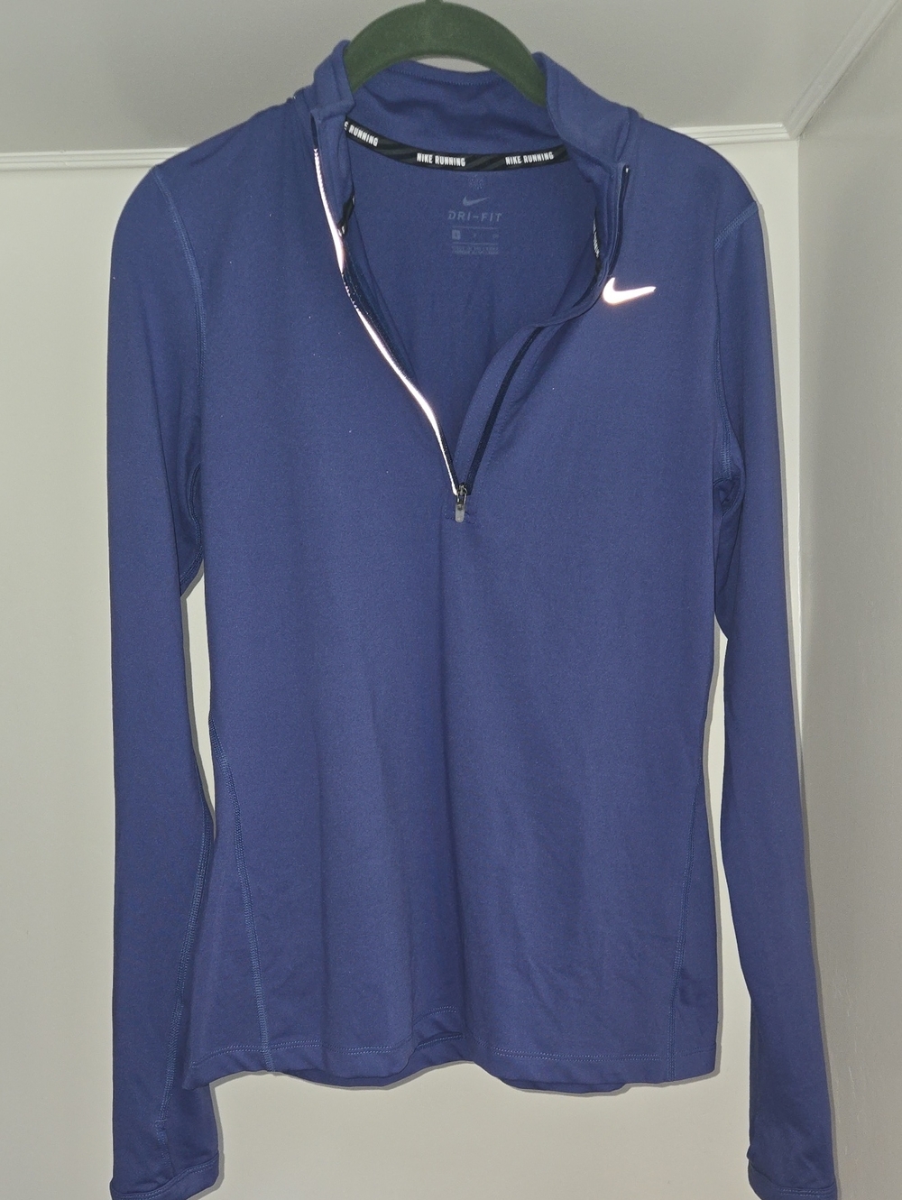 Nike Dri-Fit Women's Long-Sleeve Half-Zip Top With Thumb Holes - Purple Size S